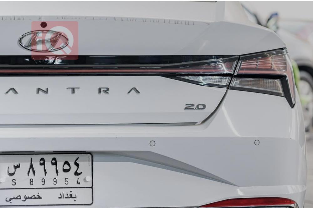 هیوندای ئەلەنترا